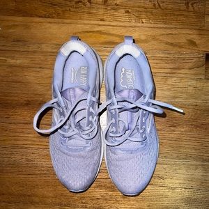 Brooks Transmit 3 Running shoes. Purple size 10